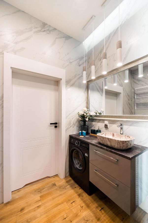 Zlota Sophisticated Apartment Varsavia Esterno foto